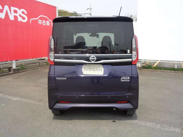 天井が高く、ゆとりのある軽自動車です！