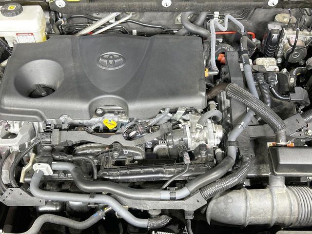 親切・丁寧な専門メカニックスタッフが応対！・車検・点検整備・事故等の修理などアフターサービスも安心。お車のカスタマイズもネクステージのサービススタッフまでご相談ください！
