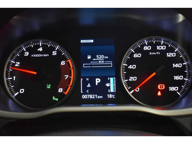 当店のお車には全台【1年間の無料保証付】でございます。手厚い保証も当店の自慢です！有料ですが2年、3年保証もお付けできますのでご相談ください♪