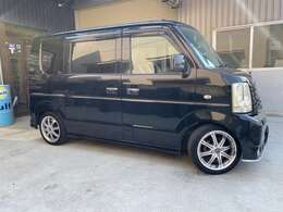 カスタム多数！！オシャレにカスタムされた人気のエブリイワゴンになります☆