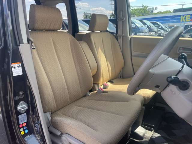 当社店頭買取入庫車！オークション仕入れの中間マージンをカットしたダイレクト販売で高品質車を低価格にてご提供しております！！マージンが省かれる分お得な価格を設定致しました！
