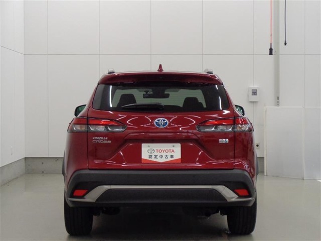 TOYOTA認定中古車とは　【1】まるごとクリーニング【2】車両検査証明書【3】ロングラン保証　この『3つの安心』をセットにした中古車のブランドになります。