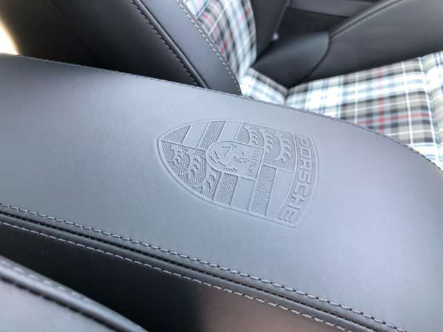 ◎自動車販売だけではなくレッカーや修理など業界屈指の自動車トータルサービスを行っております◎