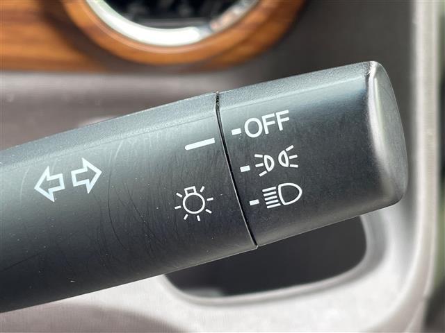 【運転席操作部】快適なドライブを楽しむための機能が装備されています！運転席から触れるので、使いやすいです！除菌プランいれていただくと、さらに清潔で安心していただけます！
