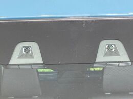 【スズキ　セーフティサポート】走行中に前方の車両等を認識し、衝突しそうな時は警報とブレーキで衝突回避と被害軽減をアシスト。より安全にドライブをお楽しみいただけます。