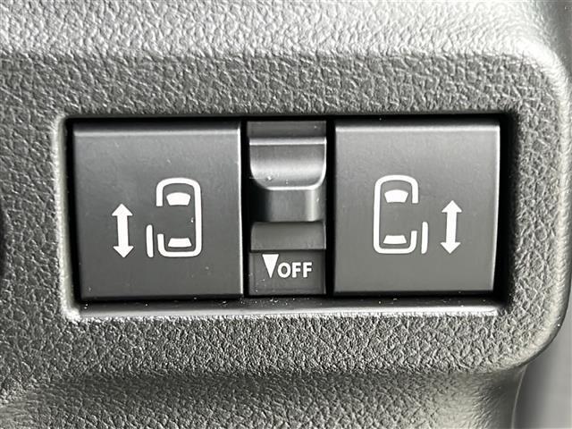 【両側パワースライドドア】小さなお子さまでもボタン一つで乗り降りラクラクです！両手に荷物を抱えている状態でもボタンを押せば自動で開閉するので、お買い物やお出かけの際にはとっても重宝します！