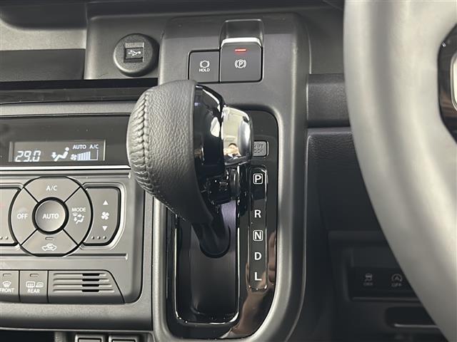 【　シフト　】シフトも操作しやすく快適なドライブを楽しんでいただけます♪