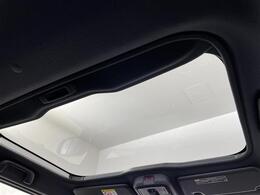 【天井】『天井』の画像になります。写真の内容に関してご不明点、ご質問等がございましたらお気軽にガリバー店舗までお問い合わせください。