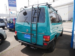 3列シート、乗車定員7名