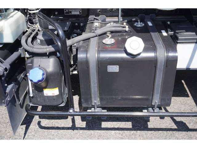 バン・トラック専門、総在庫200台以上！！当社のHPも是非ご覧ください。https://www.vantruck.co.jp/index.htm　　お問い合わせはフリーダイアル0078-6002-212393にてお願い致します。