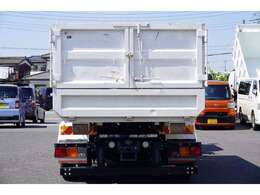 車検整備・ガラス交換や修理などなんでもお気軽にどしどしご連絡ください！