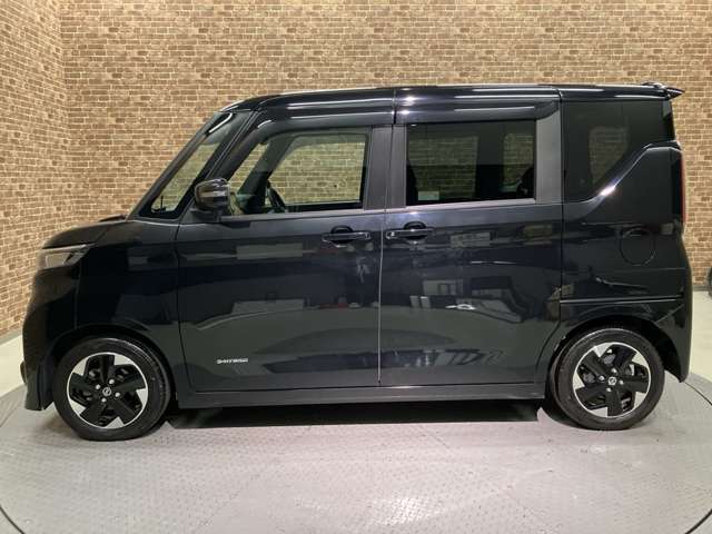 ■充実のアフターサービス■　車の販売はもちろん、自社整備工場・自社鈑金工場・オイル交換＆点検専門店舗を完備しておりますので納車後もお客様のカーライフをトータルでサポートいたします。