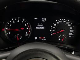 【スピードメーター】メーターがシンプルで見やすく運転しやすいですね！