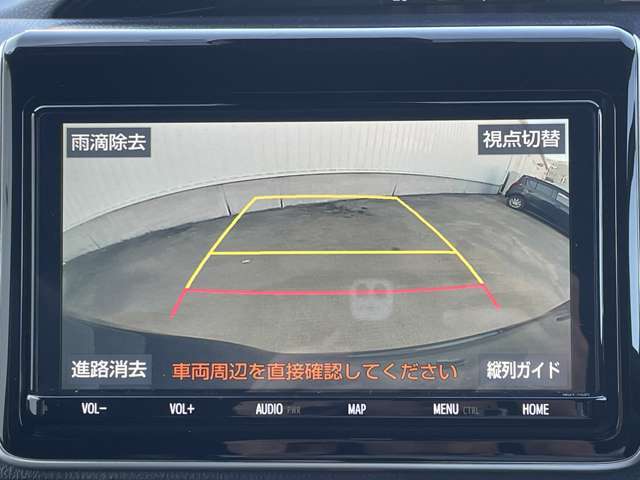 こちらオーディオ周りの写真になります。動作確認済みです。詳しい機能に関しましては装備欄を確認ください。車によっては多機能なナビなど、充実したオーディオがついている車両もあります。