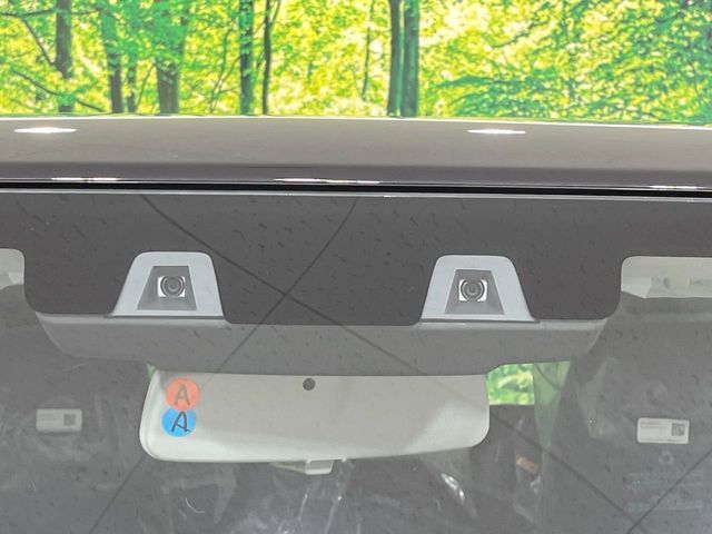 【スズキ　セーフティサポート】走行中に前方の車両等を認識し、衝突しそうな時は警報とブレーキで衝突回避と被害軽減をアシスト。より安全にドライブをお楽しみいただけます。