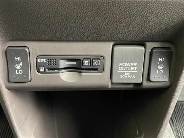 気になる車はお電話やメールで当店にお問い合わせください！なお、お電話での在庫の取り置きはできません。ご来場の際は、商談が重なる事が増えていますので事前に在庫有無をご確認くださいませ！