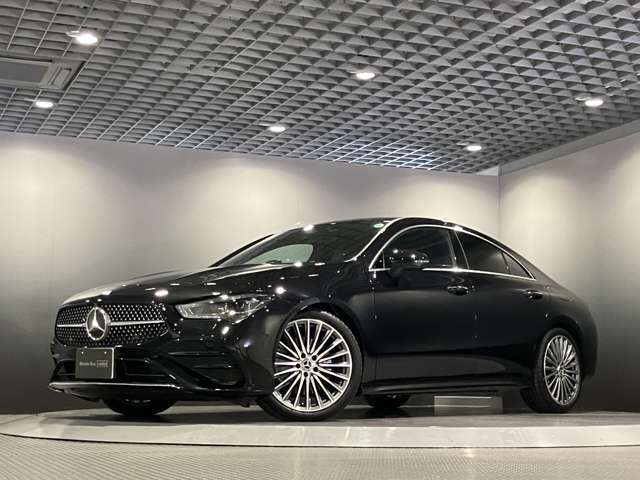 弊社はすべて正規認定中古車です。それは、世の中に存在する数ある中古車の中でも、メルセデス独自の厳しい基準をクリアした高品質な中古車です。