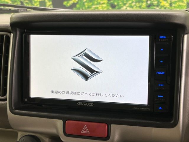 【メーカー純正ナビ】インテリアに溶け込むスタイリッシュな「専用設計」メーカーナビを装備♪視認性や操作性など基本性能にも優れ、より上質なカーライフをお楽しみいただけます。