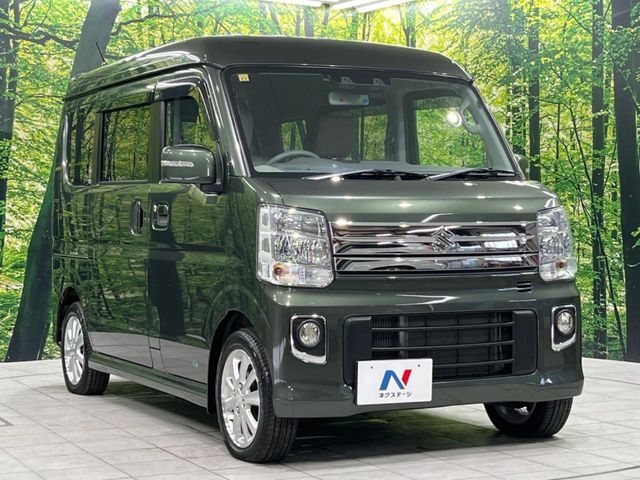 大好評のボディコーティング「弾スプラッシュコート」もご納車までに施工可能。通常のガラスコートと異なる、耐久年数6年の無機質ガラスコーティングが、ボディをキレイな状態に保ってくれます。