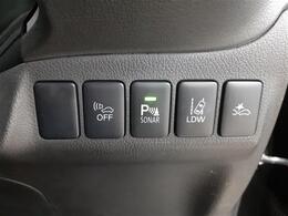 ■　装備4　■　クリアランスソナー 衝突軽減ブレーキ 車線逸脱警報