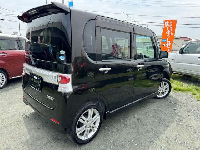 外装です☆納車前にクリーニング実施致します☆