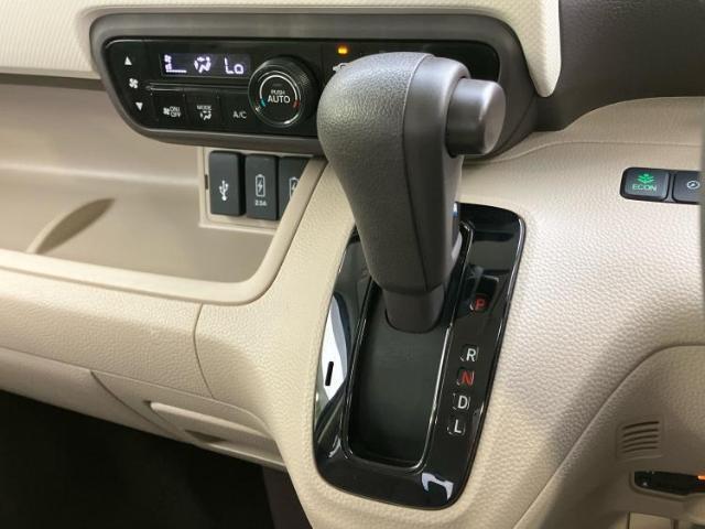 お車に合わせて無料保証以外にも、保証範囲、期間、距離を拡充させた有料保証もご用意しております！中古車の購入が初めてで不安・・・というお客様もご安心ください！