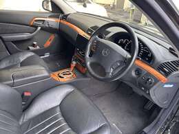 乗り込んで、エンジン始動させ55コンプレッサーがグォーンッと咆哮をあげるのは毎回テンションあがりまする。