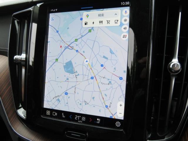 ナビはオンラインで繋がったGoogleMapのため常に最新の情報です。またレベルの高い音声認識により目的地操作などが容易になっています