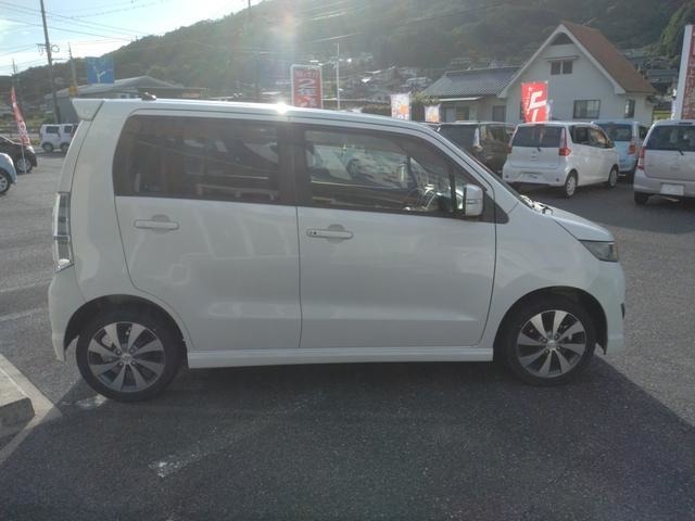 全てグループ指定工場整備で、この価格を実現しました！！もちろんですが、車検に不適合な部品は交換済みです！！