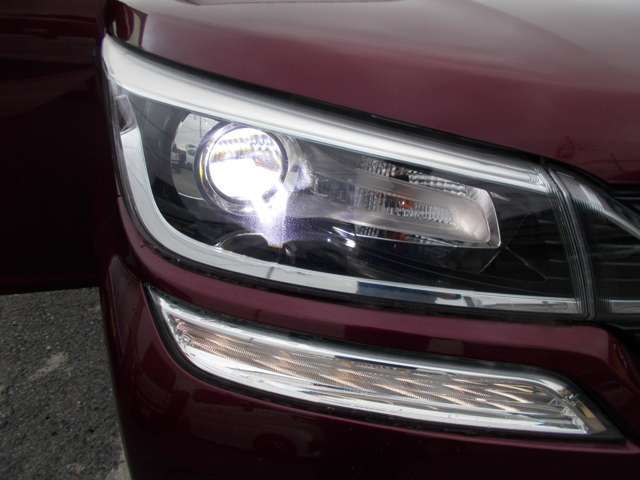 LEDヘッドライト