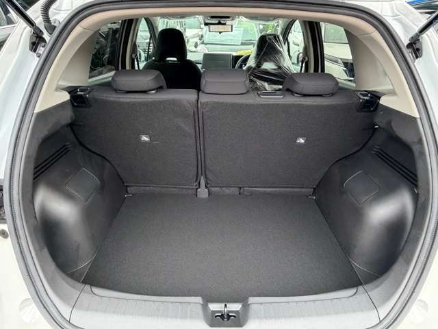 ラゲッジスペースもゆとりのあるスペースです。