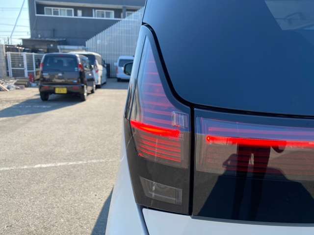 ☆テールランプ（助手席側）☆