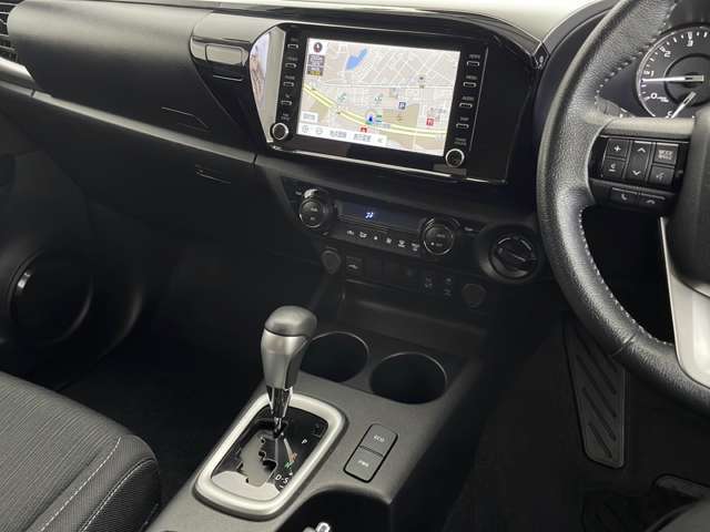 【運転席操作部】快適なドライブを楽しむための機能が装備されています！運転席から触れるので、使いやすいです！除菌プランいれていただくと、さらに清潔で安心していただけます！
