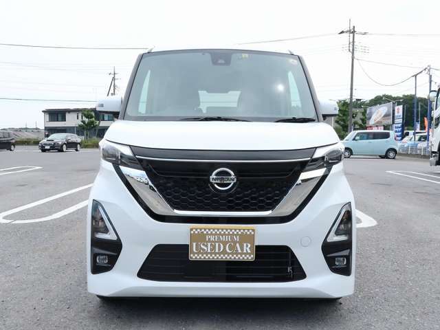 この度はオートガレージHARUのお車をご覧いただきまして誠にありがとうございます！当店の展示車は状態・価格・装備などこだわった仕入れを行っております！中古車だからこそ綺麗で状態の良いお車を届けるために！！