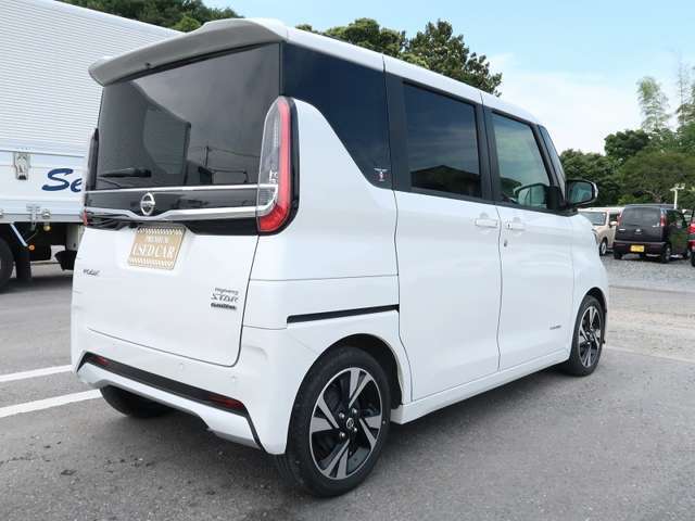 新4号バイパス石井交差点を国道123号線芳賀方面へ約5分！セブンイレブンさん隣のクルマ屋さんです！営業時間はAM10：00～PM7：00まで☆もちろん土・日・祝日も営業中！！ご来店お待ちしております！