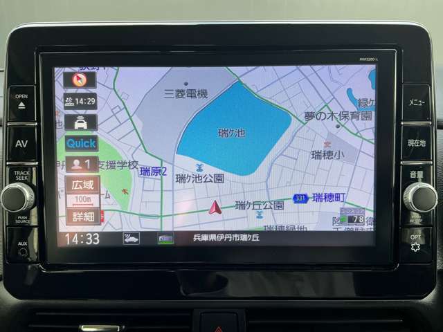 見やすい日産純正ナビゲーションです。