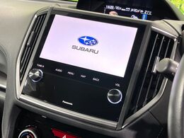 【純正ビルトインナビ】インテリアに溶け込むスタイリッシュな「専用設計ナビ」を装備♪視認性や操作性など基本性能にも優れ、より上質なカーライフをお楽しみいただけます。