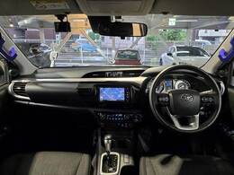 アイポイントが高く見晴らしの良い運転席です！