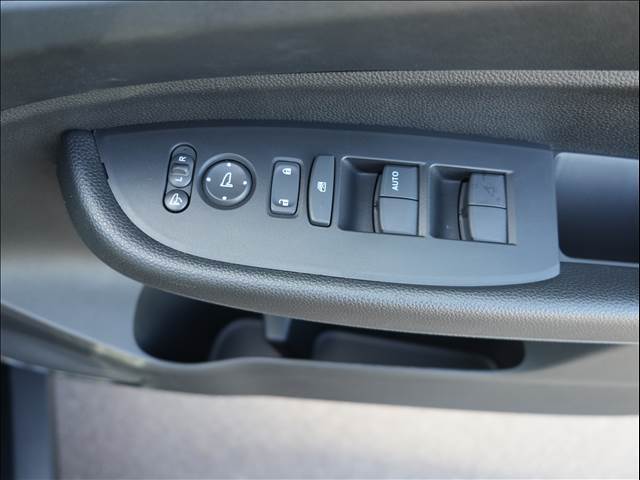 オールメーカー人気車種が勢ぞろいしているアベカツ自動車でドキドキ・わくわくの車探しをしてみてみませんか？？