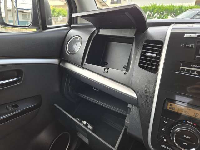 店頭に並んでいないお車もお探ししますのでお気軽にお申し付けください！