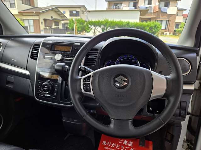 店頭に並んでいないお車もお探ししますのでお気軽にお申し付けください！