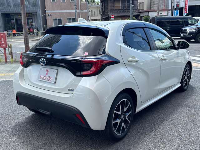 《中古車も鮮度が大切！》カーセブンは直接売買！在庫は平均約1ヶ月を目安に入れ替り、常に鮮度の高い（状態の良い）、活きの良い（調子の良い）お車をご提供できます！0120-721-531まで！