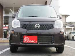 商品車は1台1台スタッフが丁寧に内外装の仕上げをしております。仕上げ業者を使わず、コストカットとともに販売車へ愛をもって仕上げております。