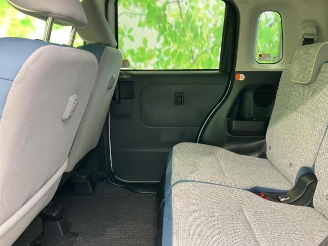 WECARSでは各商談席に大型モニターをご用意しております！見やすい大画面でゆったりと全国の在庫をご覧いただけます！是非ご来店お待ちしております！