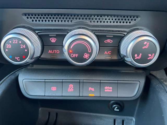 気になるお車がありましたら右の電話番号から直接お店にお問い合わせください。支払方法から車両情報、状態までなんでもご説明させて頂きます。スタッフ一同ご連絡お待ちしております。