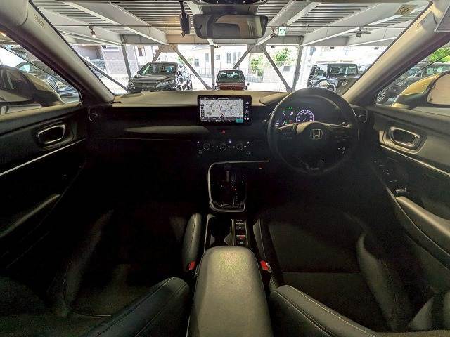 アイポイントが高く見晴らしの良い運転席です！