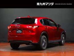 【CX-5】上質感と精悍さを兼ね備え、ワイド感を強調した意匠。オールラウンドな機能美と品格、洗練されたデザイン。