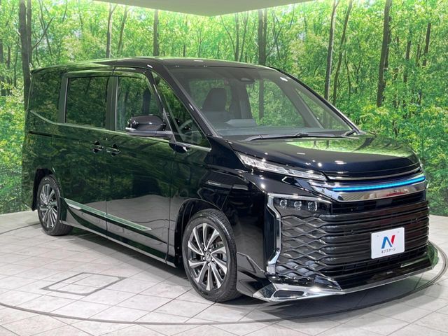 大好評のボディコーティング「弾スプラッシュコート」もご納車までに施工可能。通常のガラスコートと異なる、耐久年数6年の無機質ガラスコーティングが、ボディをキレイな状態に保ってくれます。