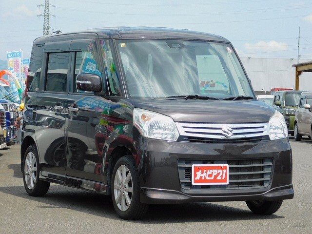 他カラー、年式、グレード揃えております。
