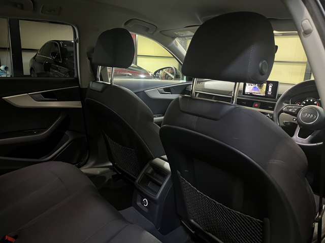 この度は数多くの販売店の中からCAR　INC　Import　Selectionをお選びくださいまして誠にありがとうございます。